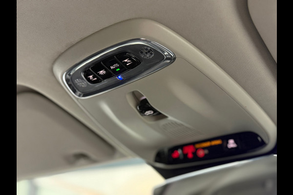 Volvo XC60 2.0 T5 Inscription Trekhaak Pano Navi Harman/Kardon Camera Carplay Hud Memory Leder