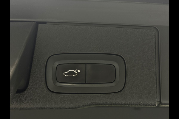 Volvo XC60 2.0 T5 Inscription Trekhaak Pano Navi Harman/Kardon Camera Carplay Hud Memory Leder