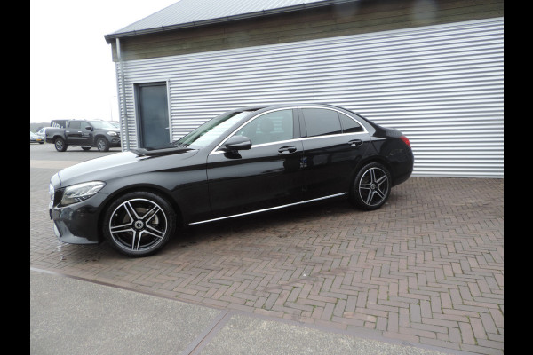 Mercedes-Benz C-Klasse 180 Business Solution Plus Upgrade Edition