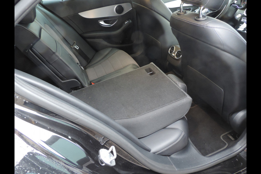 Mercedes-Benz C-Klasse 180 Business Solution Plus Upgrade Edition