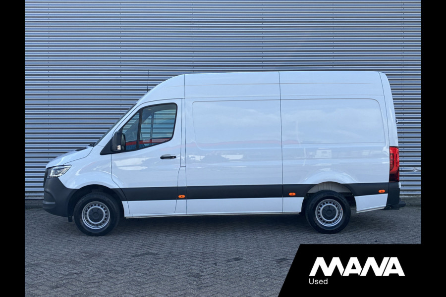 Mercedes-Benz Sprinter 315 150PK L2H2 RWD Automaat LED Camera Cruise Trekhaak
