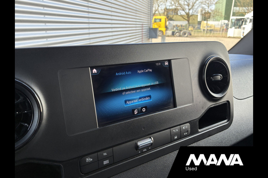 Mercedes-Benz Sprinter 315 150PK L2H2 RWD Automaat LED Camera Cruise Trekhaak