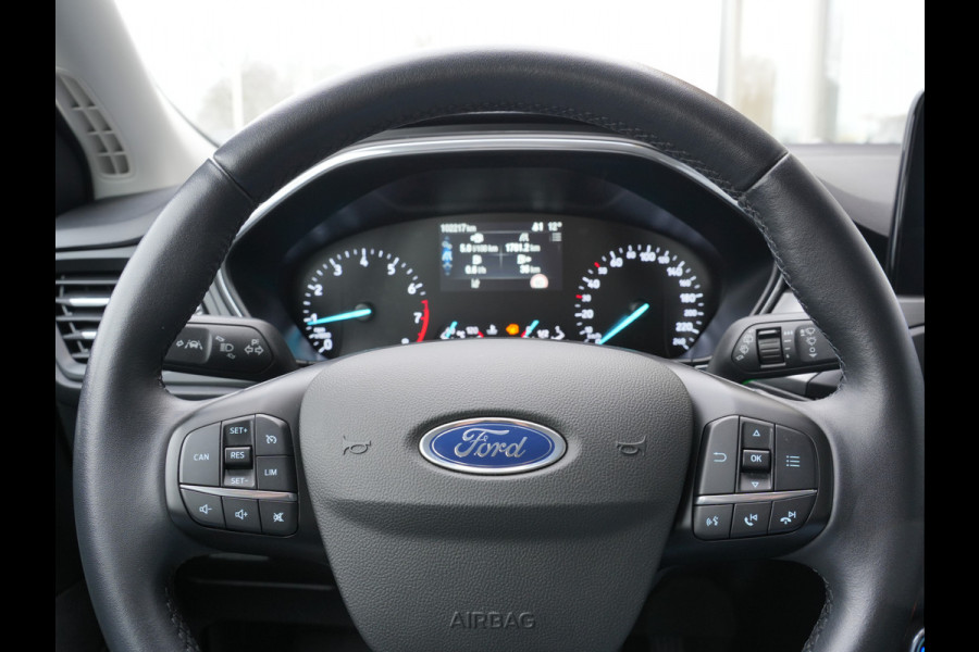 Ford Focus 1.0 EcoBoost Titanium Business | Keyless | Apple Carplay/Android Auto | Trekhaak |