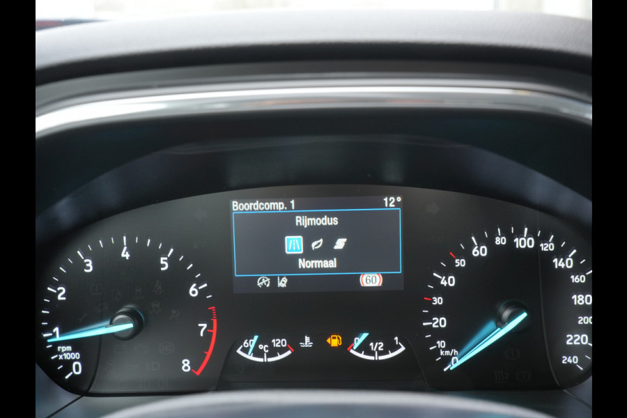 Ford Focus 1.0 EcoBoost Titanium Business | Keyless | Apple Carplay/Android Auto | Trekhaak |