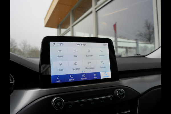 Ford Focus 1.0 EcoBoost Titanium Business | Keyless | Apple Carplay/Android Auto | Trekhaak |