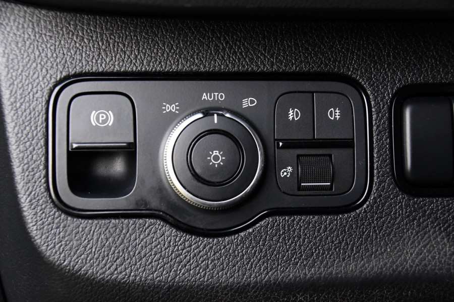 Mercedes-Benz Sprinter 315 1.9 CDI L2H2 FWD AMG Edition Adaptieve Cruise, 360 Camera, LED, Carplay, NAVI, Sensoren, Automaat, 150pk, Uniek!