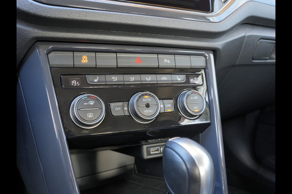 Volkswagen T-Roc 1.5 TSI Sport | Voorstoelen verwarmd | Cruise control adaptief |