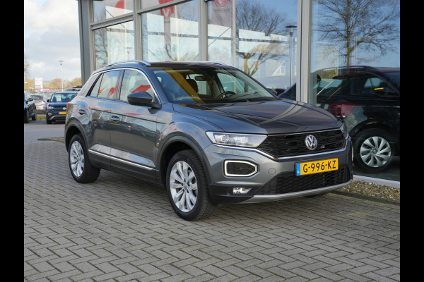 Volkswagen T-Roc 1.5 TSI Sport | Voorstoelen verwarmd | Cruise control adaptief |