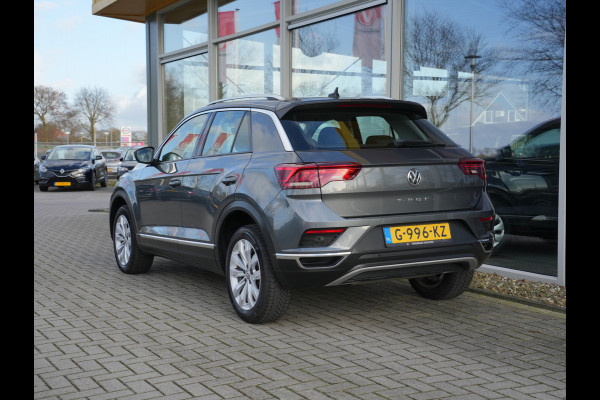 Volkswagen T-Roc 1.5 TSI Sport | Voorstoelen verwarmd | Cruise control adaptief |