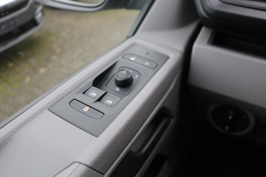 Volkswagen Transporter 2.0 TDI L1 H1 Airco