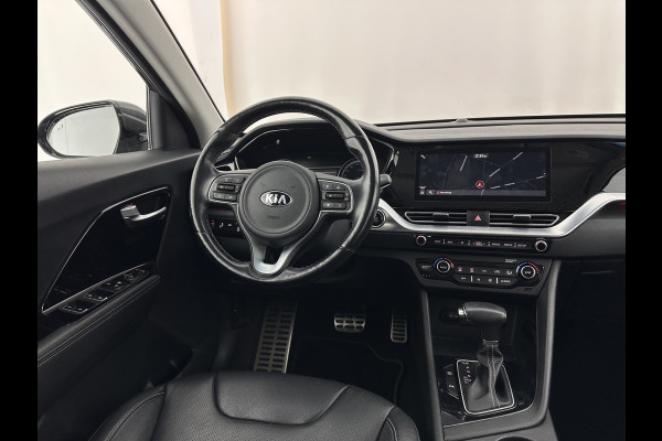 Kia Niro 1.6 GDi Hybrid Dynamic Plus Line (INCL-BTW) Aut. *LEATHER | FULL-LED | ADAPTIVE-CRUISE | BLINDSPOT | HEATED-COMFORTSEATS | CAMERA | KEYLESS | NAVI-FULLMAP | AMBIENTLIGHT | LANE-ASSIST | TOWBAR | 16''ALU*