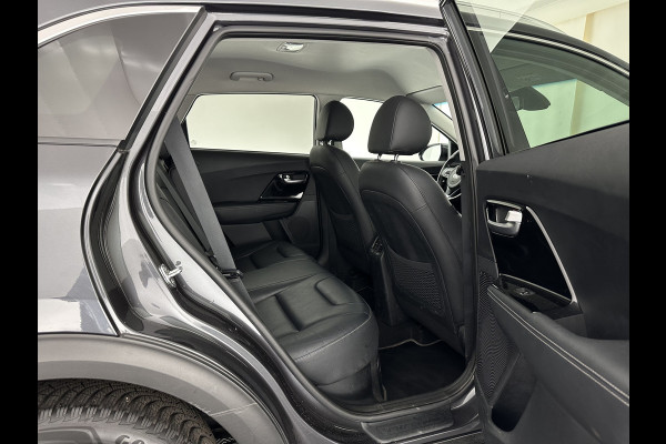 Kia Niro 1.6 GDi Hybrid Dynamic Plus Line (INCL-BTW) Aut. *LEATHER | FULL-LED | ADAPTIVE-CRUISE | BLINDSPOT | HEATED-COMFORTSEATS | CAMERA | KEYLESS | NAVI-FULLMAP | AMBIENTLIGHT | LANE-ASSIST | TOWBAR | 16''ALU*