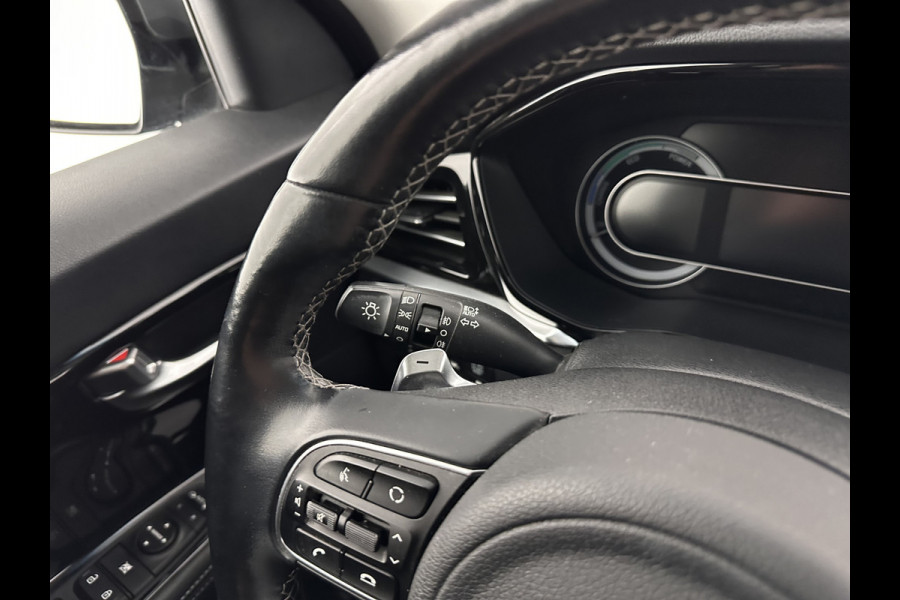 Kia Niro 1.6 GDi Hybrid Dynamic Plus Line (INCL-BTW) Aut. *LEATHER | FULL-LED | ADAPTIVE-CRUISE | BLINDSPOT | HEATED-COMFORTSEATS | CAMERA | KEYLESS | NAVI-FULLMAP | AMBIENTLIGHT | LANE-ASSIST | TOWBAR | 16''ALU*