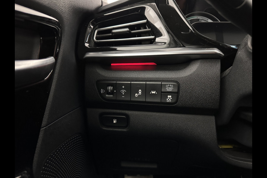 Kia Niro 1.6 GDi Hybrid Dynamic Plus Line (INCL-BTW) Aut. *LEATHER | FULL-LED | ADAPTIVE-CRUISE | BLINDSPOT | HEATED-COMFORTSEATS | CAMERA | KEYLESS | NAVI-FULLMAP | AMBIENTLIGHT | LANE-ASSIST | TOWBAR | 16''ALU*
