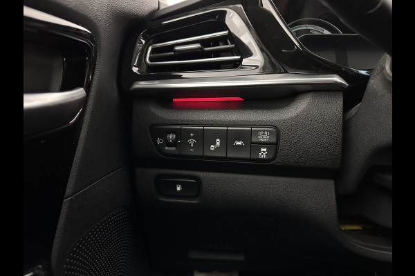 Kia Niro 1.6 GDi Hybrid Dynamic Plus Line (INCL-BTW) Aut. *LEATHER | FULL-LED | ADAPTIVE-CRUISE | BLINDSPOT | HEATED-COMFORTSEATS | CAMERA | KEYLESS | NAVI-FULLMAP | AMBIENTLIGHT | LANE-ASSIST | TOWBAR | 16''ALU*