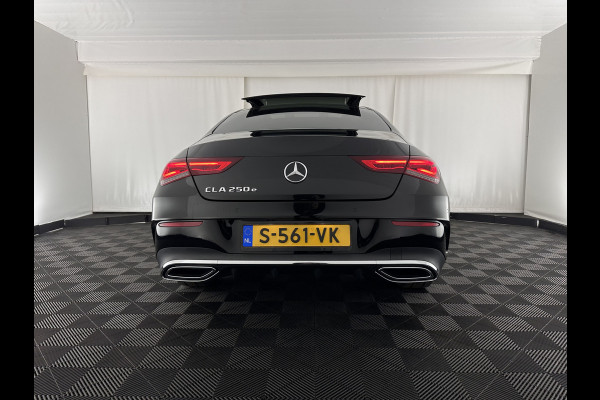 Mercedes-Benz CLA-Klasse 250 e AMG Line (Plug-In) (INCL-BTW) Aut. *PANO | LEATHER-MICORFIBRE | WIDESCREEN-COCKPIT | FULL-LED | AMBIENTLIGHT | CAMERA | M-BUX-NAVI | ECC | SHIFTPADDLES | PDC | CRUISE | DAB | HEATED-SPORTSEATS | 18"ALU*