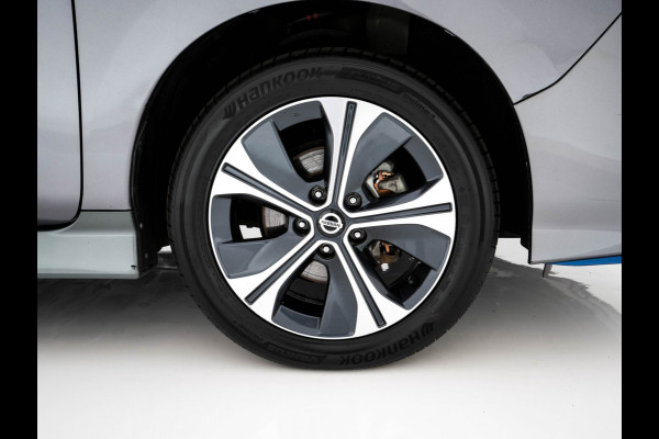 Nissan Leaf 3.Zero Limited Edition 62 kWh {SOH-93%} (INCL-BTW) Aut. *HEATPUMP | LEATHER | FULL-LED | DIGI-COCKPIT | TOPVIEW | BOSE-AUDIO | KEYLESS | DAB+ | BLINDSPOT | ECC | ADAPTIVE-CRUISE | PDC | HEATED-COMFORTSEATS | PRIVACYGLASS | 17"ALU*