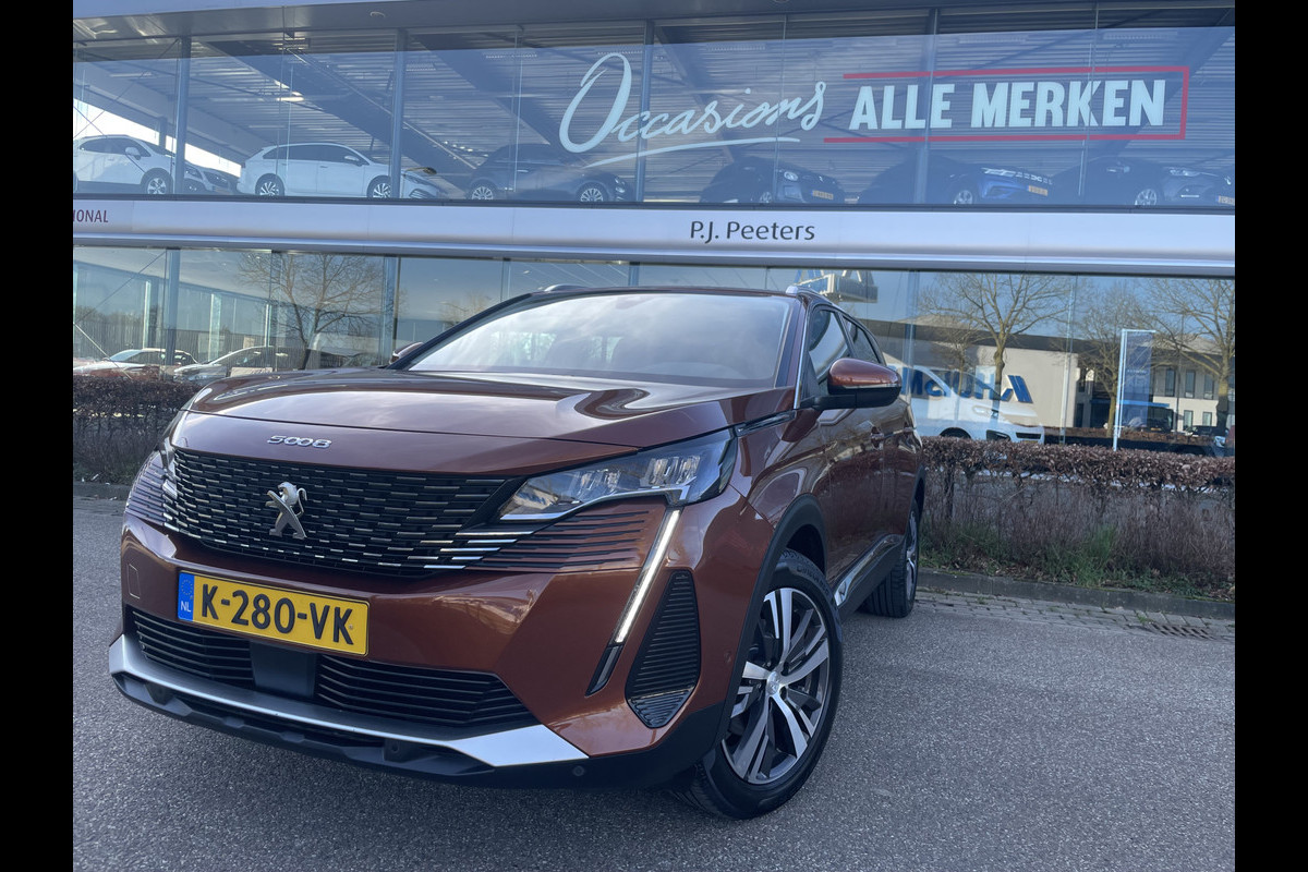 Peugeot 5008 1.2 PureTech Blue Lease Allure 7 Persoons - Airco - Achteruitrijcamera - Navigatiesysteem - Trekhaak - Cruise control - Parkeersensoren voor en achter - Licht metalen velgen 19 inch - Led verlichting - Stuur multifunctioneel - Mistlampen voor - Radio - Regensensor - Rijstrooksensor - Stuur leder