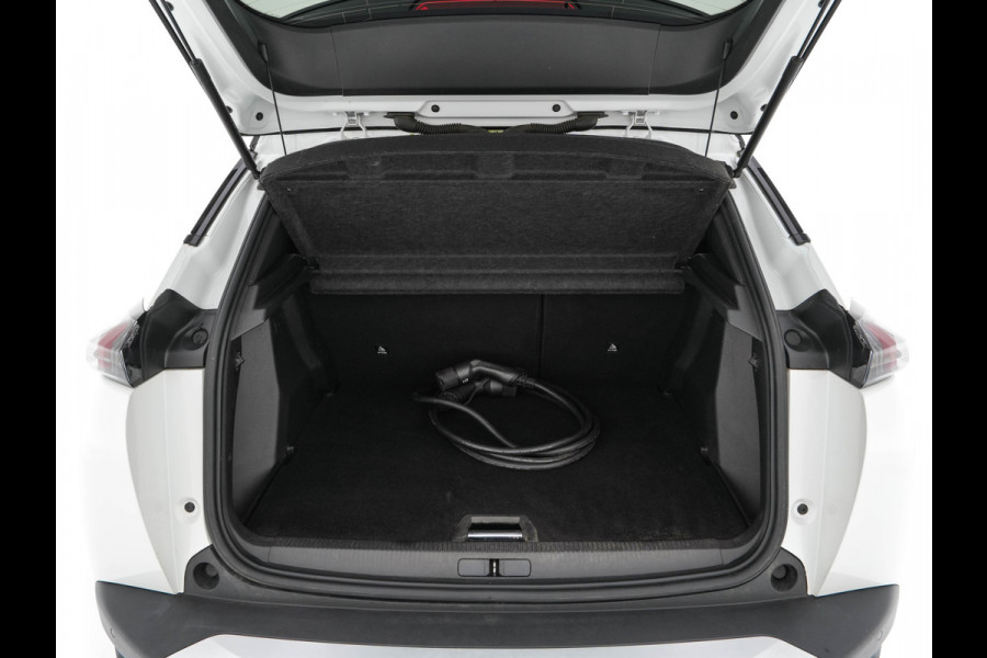 Peugeot e-2008 EV GT 50 kWh {SOH-91%} Aut. *DIGI-COCKPIT | FULL-LED | BLIS | KEYLESS | LEATHER-FABRIC | CAMERA | CARPLAY | CCS-FASTLOADER | DAB+ | NAVI-FULLMAP | ECC | PDC | SPORT-SEATS | AMBIENT-LIGHT | PRIVACY-GLASS | 17''ALU*