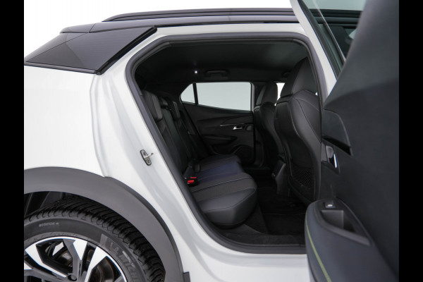 Peugeot e-2008 EV GT 50 kWh {SOH-91%} Aut. *DIGI-COCKPIT | FULL-LED | BLIS | KEYLESS | LEATHER-FABRIC | CAMERA | CARPLAY | CCS-FASTLOADER | DAB+ | NAVI-FULLMAP | ECC | PDC | SPORT-SEATS | AMBIENT-LIGHT | PRIVACY-GLASS | 17''ALU*