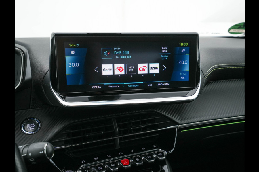 Peugeot e-2008 EV GT 50 kWh {SOH-91%} Aut. *DIGI-COCKPIT | FULL-LED | BLIS | KEYLESS | LEATHER-FABRIC | CAMERA | CARPLAY | CCS-FASTLOADER | DAB+ | NAVI-FULLMAP | ECC | PDC | SPORT-SEATS | AMBIENT-LIGHT | PRIVACY-GLASS | 17''ALU*