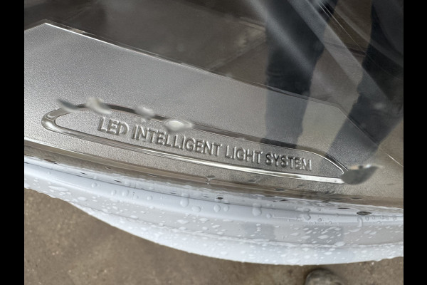 Mercedes-Benz Vito 116 2.1 CDI Automaat L2H1 Adaptieve LED-verlichting Climate Control Cruise Control Trekhaak Carplay Camera Stoelverwarming