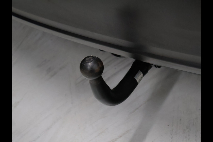 Mazda CX-30 2.0 e-SkyActiv-X M Hybrid Comfort [TREKHAAK AFNEEMBAAR, MEMORY SEATS, BOSE SOUND, HEAD-UP, STUURVERWARMING, CAMERA, ADAPTIVE CRUISE, VOL LEDER, STOELVERWARMING, BLUETOOTH, CLIMATE, NIEUWSTAAT]