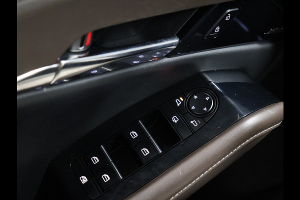 Mazda CX-30 2.0 e-SkyActiv-X M Hybrid Comfort [TREKHAAK AFNEEMBAAR, MEMORY SEATS, BOSE SOUND, HEAD-UP, STUURVERWARMING, CAMERA, ADAPTIVE CRUISE, VOL LEDER, STOELVERWARMING, BLUETOOTH, CLIMATE, NIEUWSTAAT]