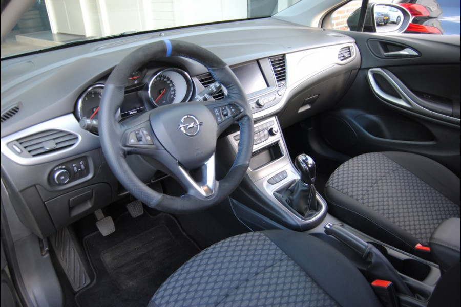 Opel Astra 1.2 Elegance | Winterpakket |Trekhaak | Apple Carplay