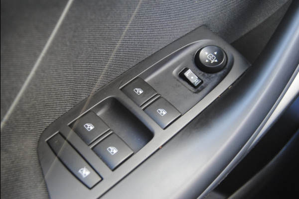 Opel Astra 1.2 Elegance | Winterpakket |Trekhaak | Apple Carplay