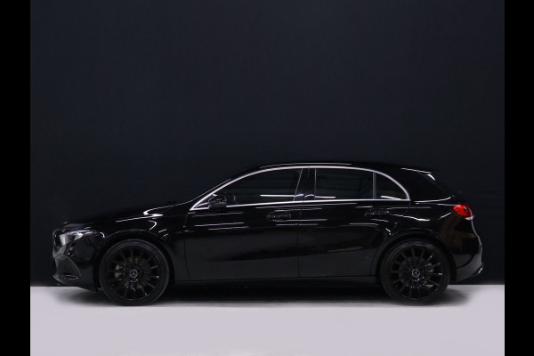 Mercedes-Benz A-Klasse 250 e Business Solution Luxury Limited [TREKHAAK, CRUISE CONTROL, SFEERVERLICHTING, BLUETOOTH TELEFOON, ACHTERUITRIJCAMERA, PDC V+A, STOELVERWARMING, NIEUWSTAAT]