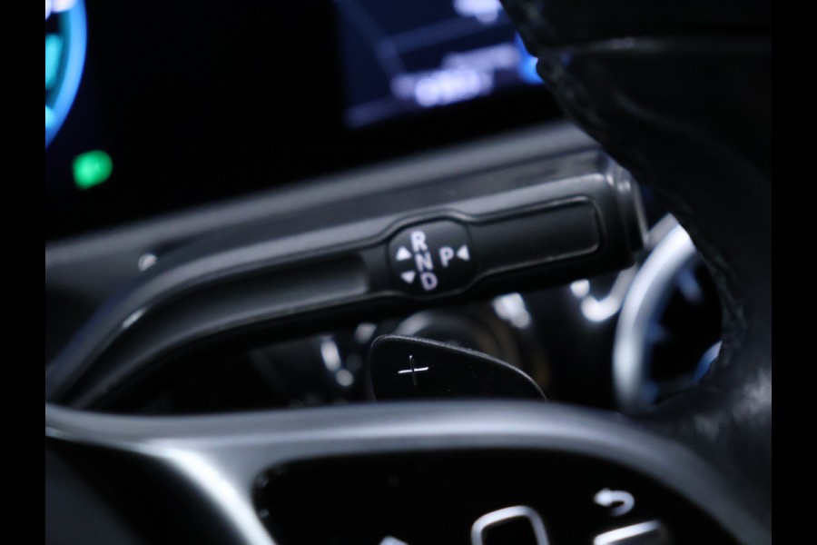 Mercedes-Benz A-Klasse 250 e Business Solution Luxury Limited [TREKHAAK, CRUISE CONTROL, SFEERVERLICHTING, BLUETOOTH TELEFOON, ACHTERUITRIJCAMERA, PDC V+A, STOELVERWARMING, NIEUWSTAAT]