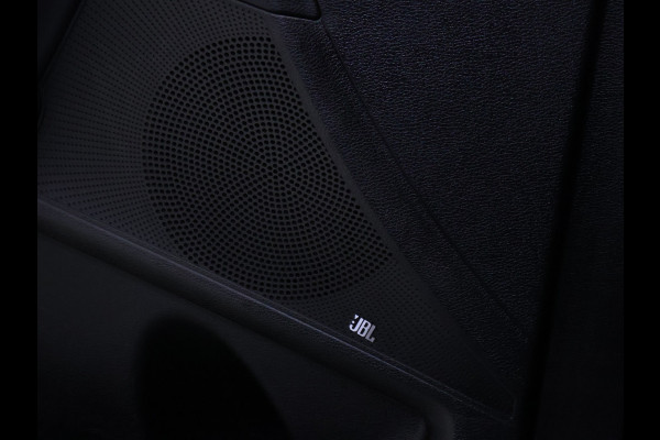 Kia Xceed 1.4 T-GDi DynamicLine [APPLE CARPLAY, ANDROID AUTO, CRUISE CONTROL, JBL, ACHTERUITRIJCAMERA, PDC ACHTER, STOELVERWARMING, STUURVERWARMING, NIEUWSTAAT]