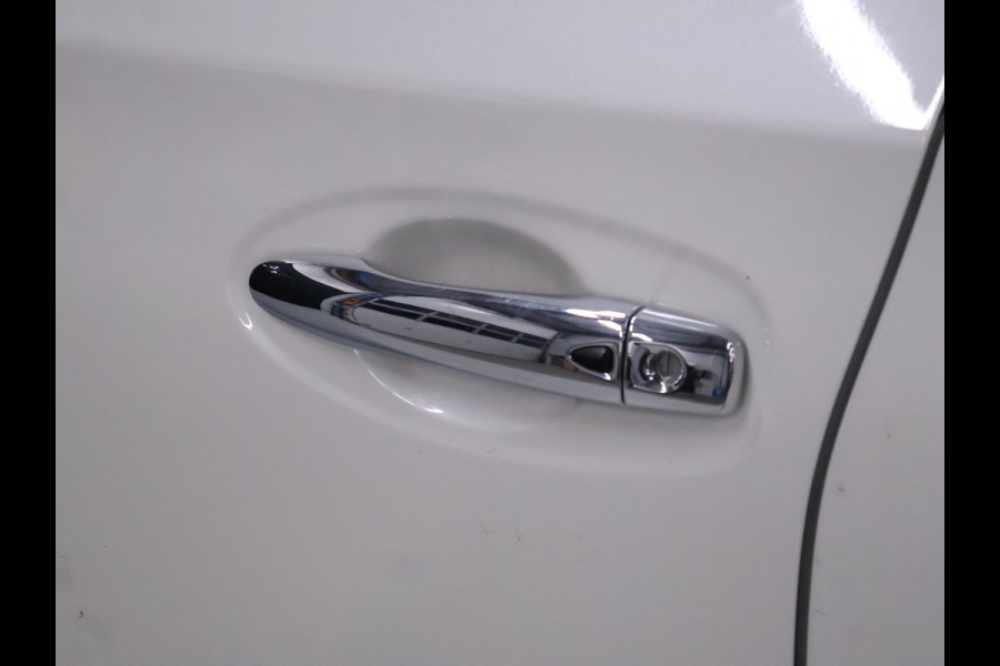 Nissan X-Trail 1.6 DIG-T N-Connecta [SCHUIFKANTELDAK, CRUISE CONTROL, LANE ASSIST, BLUETOOTH TELEFOON, 360 CAMERA, PDC V+A, ELEKTRICHE ACHTERKLEP, AUTOMATISCHE AIRCO, NIEUWSTAAT]