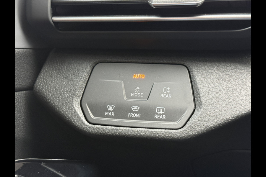 Volkswagen ID.4 First 77 kWh | SoH 94% | Elek. Trekhaak | Warmtepomp | Apple Carplay | Camera