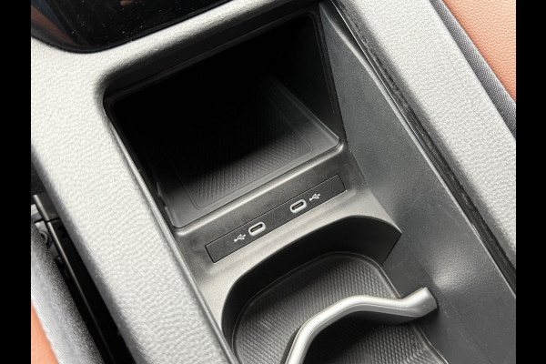 Volkswagen ID.4 First 77 kWh | SoH 94% | Elek. Trekhaak | Warmtepomp | Apple Carplay | Camera