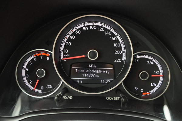 Volkswagen up! 1.0 BMT high up! 5-Deurs, Leder/Stof, Airco, Cruise, Bluetooth, Radio, PDC, 15''