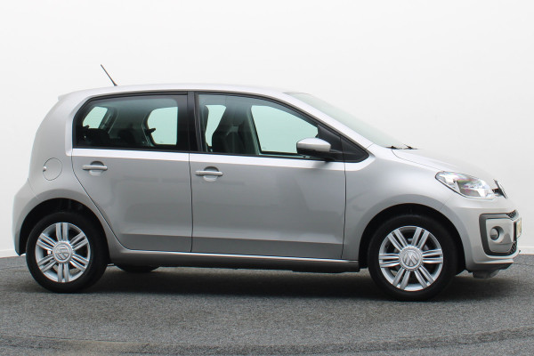 Volkswagen up! 1.0 BMT high up! 5-Deurs, Leder/Stof, Airco, Cruise, Bluetooth, Radio, PDC, 15''