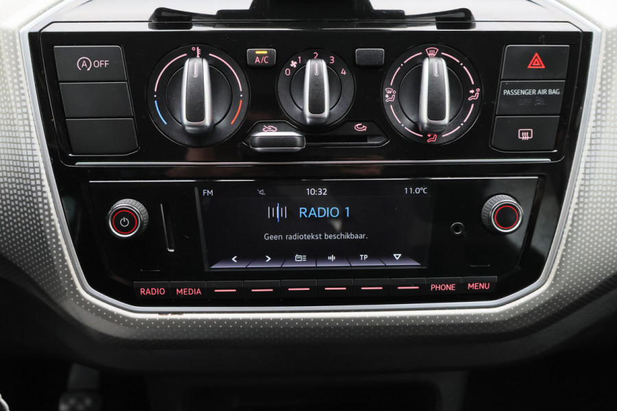 Volkswagen up! 1.0 BMT high up! 5-Deurs, Leder/Stof, Airco, Cruise, Bluetooth, Radio, PDC, 15''