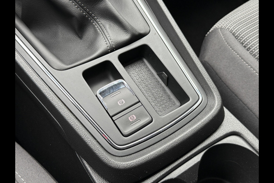 Seat Leon ST 1.0 TSI Style Ultimate Edition | Camera | Draadloze lader | Apple Carplay