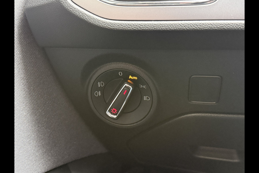 Seat Leon ST 1.0 TSI Style Ultimate Edition | Camera | Draadloze lader | Apple Carplay