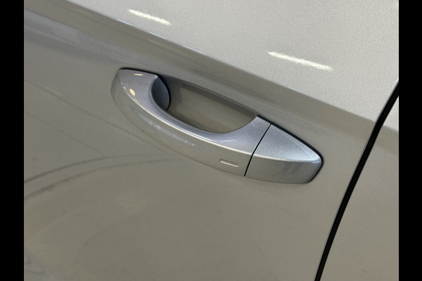 Seat Leon ST 1.0 TSI Style Ultimate Edition | Camera | Draadloze lader | Apple Carplay