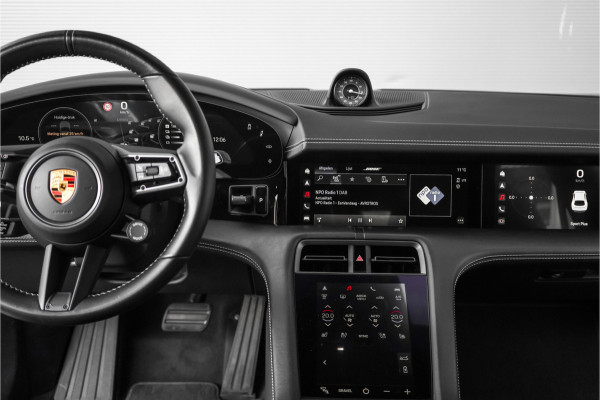 Porsche Taycan Cross Turismo 4S 93 kWh 4WS Luchtvering HUD Pano Bose