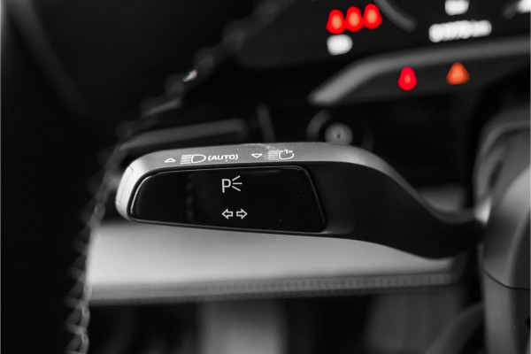 Porsche Taycan Cross Turismo 4S 93 kWh 4WS Luchtvering HUD Pano Bose