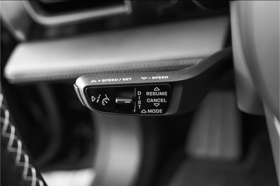 Porsche Taycan Cross Turismo 4S 93 kWh 4WS Luchtvering HUD Pano Bose