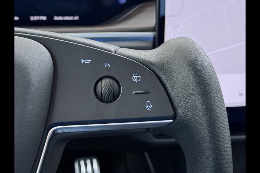 Tesla Model S 680 pk 0-100 3,1sec. Adaptive-Luchtvering FSD-4 / AutoPilot-4 Enhanced EAP ASS-Smart Summon Yoke Stuur Zelf-Parkeren / Voorrijde Long Range100kw Dual Motor  Schuifkanteldak Wi-Fi.Vb. App AEB ASR Rijstrookhulp Bordherkenning ACC ESP DodehoekDetector  Mistlampen Verwarmde-Sproeiers AWD 4 wheel Drive 1.600kg Trekvermogen Orig. NL-se auto 118.000 euro nieuw ! Fabrieksgarantie 4 jaar 80.000 en 240.000/8 jaar Accupakket!