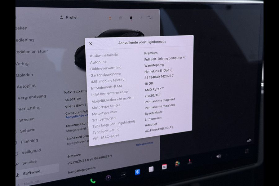 Tesla Model S 680 pk 0-100 3,1sec. Adaptive-Luchtvering FSD-4 / AutoPilot-4 Enhanced EAP ASS-Smart Summon Yoke Stuur Zelf-Parkeren / Voorrijde Long Range100kw Dual Motor  Schuifkanteldak Wi-Fi.Vb. App AEB ASR Rijstrookhulp Bordherkenning ACC ESP DodehoekDetector  Mistlampen Verwarmde-Sproeiers AWD 4 wheel Drive 1.600kg Trekvermogen Orig. NL-se auto 118.000 euro nieuw ! Fabrieksgarantie 4 jaar 80.000 en 240.000/8 jaar Accupakket!