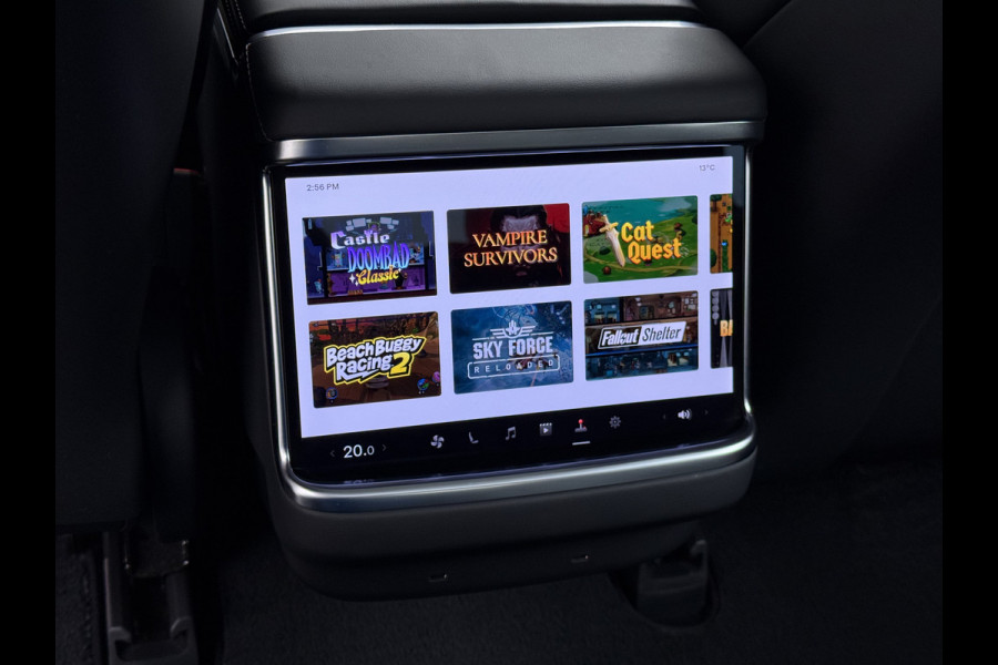 Tesla Model S 680 pk 0-100 3,1sec. Adaptive-Luchtvering FSD-4 / AutoPilot-4 Enhanced EAP ASS-Smart Summon Yoke Stuur Zelf-Parkeren / Voorrijde Long Range100kw Dual Motor  Schuifkanteldak Wi-Fi.Vb. App AEB ASR Rijstrookhulp Bordherkenning ACC ESP DodehoekDetector  Mistlampen Verwarmde-Sproeiers AWD 4 wheel Drive 1.600kg Trekvermogen Orig. NL-se auto 118.000 euro nieuw ! Fabrieksgarantie 4 jaar 80.000 en 240.000/8 jaar Accupakket!