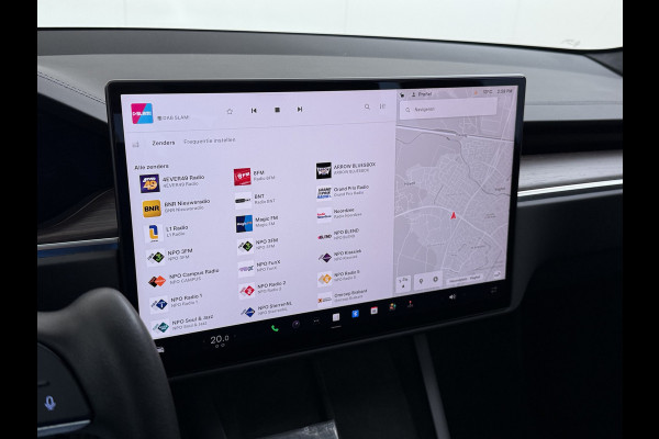 Tesla Model S 680 pk 0-100 3,1sec. Adaptive-Luchtvering FSD-4 / AutoPilot-4 Enhanced EAP ASS-Smart Summon Yoke Stuur Zelf-Parkeren / Voorrijde Long Range100kw Dual Motor  Schuifkanteldak Wi-Fi.Vb. App AEB ASR Rijstrookhulp Bordherkenning ACC ESP DodehoekDetector  Mistlampen Verwarmde-Sproeiers AWD 4 wheel Drive 1.600kg Trekvermogen Orig. NL-se auto 118.000 euro nieuw ! Fabrieksgarantie 4 jaar 80.000 en 240.000/8 jaar Accupakket!