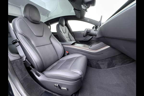 Tesla Model S 680 pk 0-100 3,1sec. Adaptive-Luchtvering FSD-4 / AutoPilot-4 Enhanced EAP ASS-Smart Summon Yoke Stuur Zelf-Parkeren / Voorrijde Long Range100kw Dual Motor  Schuifkanteldak Wi-Fi.Vb. App AEB ASR Rijstrookhulp Bordherkenning ACC ESP DodehoekDetector  Mistlampen Verwarmde-Sproeiers AWD 4 wheel Drive 1.600kg Trekvermogen Orig. NL-se auto 118.000 euro nieuw ! Fabrieksgarantie 4 jaar 80.000 en 240.000/8 jaar Accupakket!